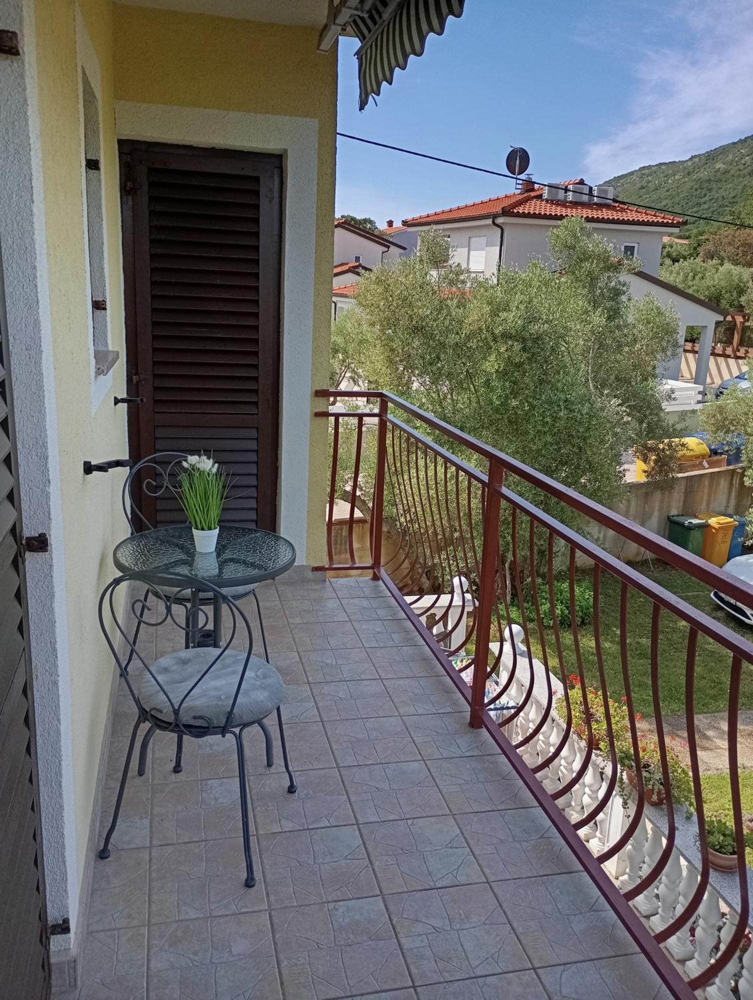 Apartments Nina Ravni Exterior photo